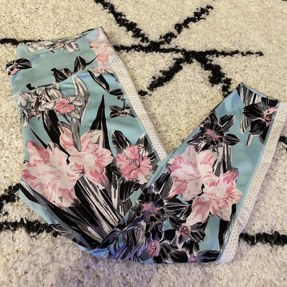 floral nike leggings